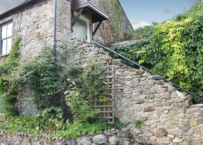 Foal Barn Cottages - Hayloft - Spennithorne